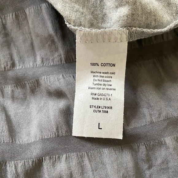 NWT SoulCycle Connecticut Long Sleeve/ Size Large - Picture 8 of 9